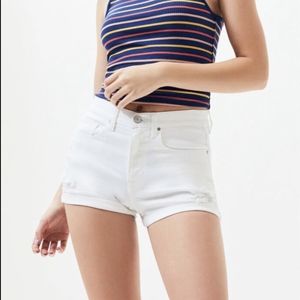 5/$20 Pacsun Ellen the shortie white denim distressed mid rise shorts 23 00